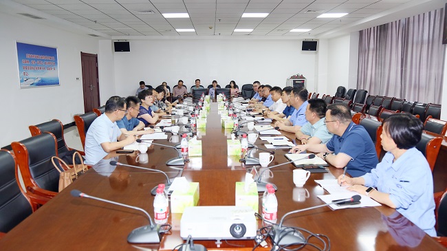 洛陽市科技局黨組書記、局長(zhǎng)葉惠玲一行到萬基控股集團(tuán)調(diào)研