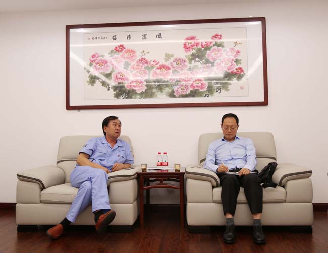 中國機械工業(yè)集團(tuán)河南分公司黨委書記、總經(jīng)理郭春陽一行到公司交流訪談