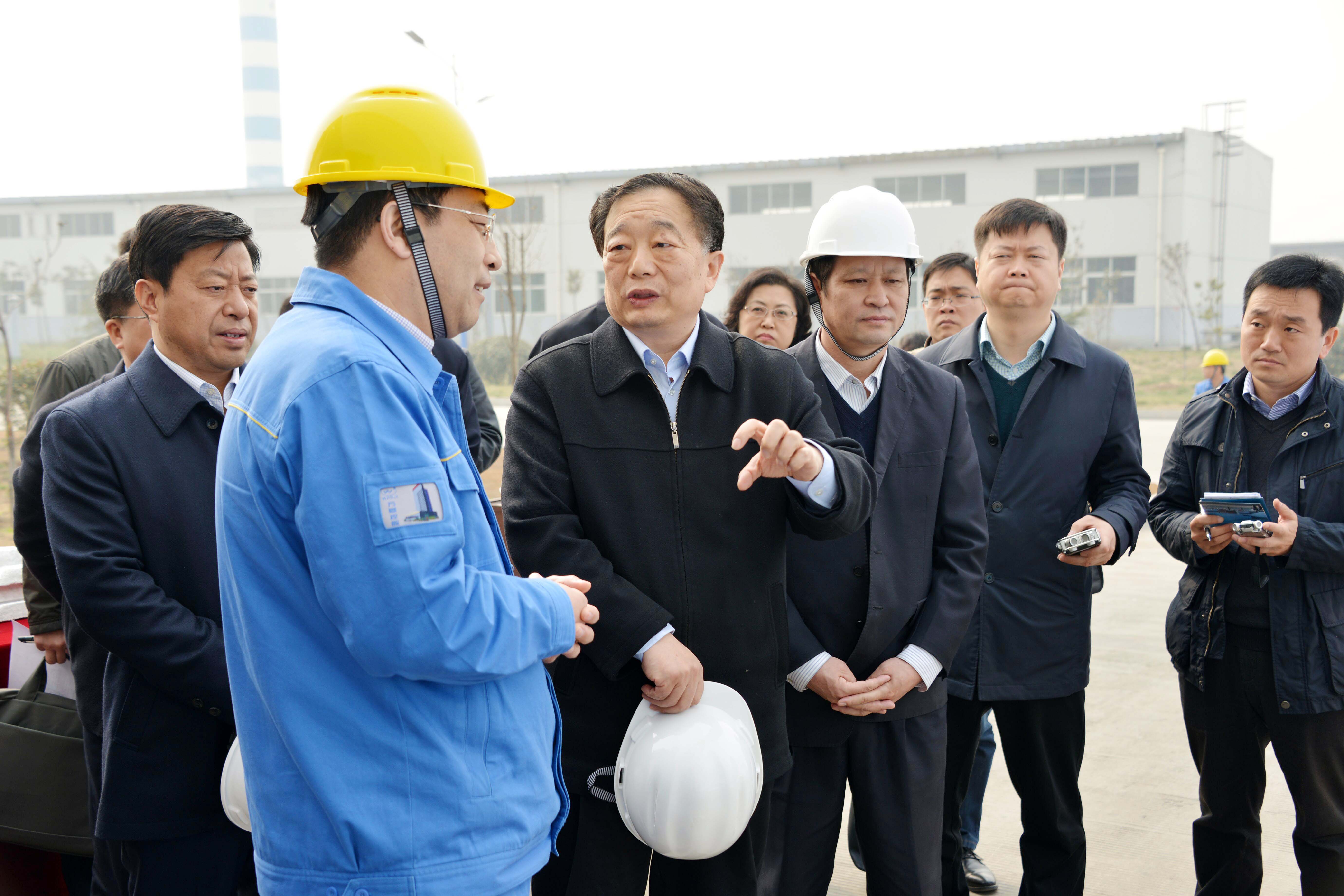 副省長(zhǎng)、市委書記李亞到萬(wàn)基控股集團(tuán)調(diào)研